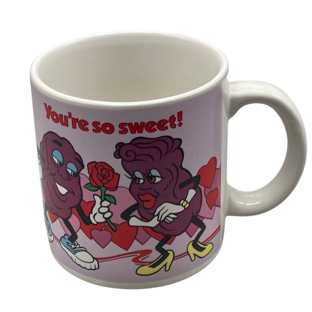 the California raisins official licensed product 1988 coffee mug cup hearts READ